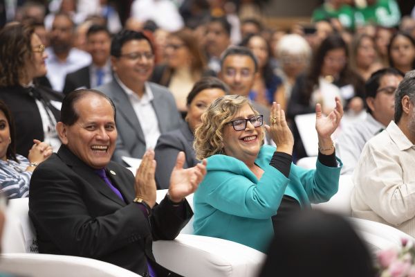 Galería Autoridades e invitados