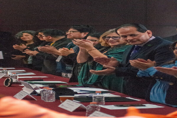 13-aniversario11158494F0-F68B-6913-EF76-77A36DFD0B36.jpg