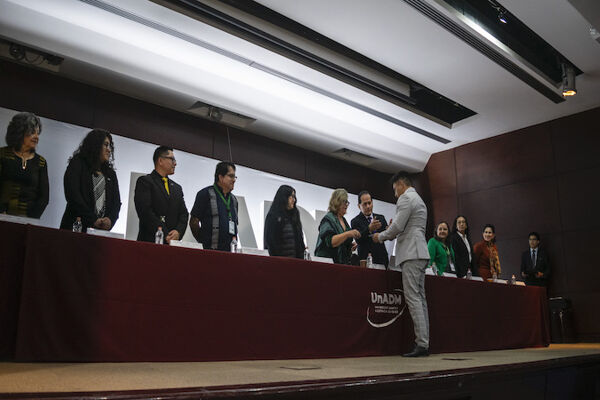 13-aniversario2390450BA0-F9BE-7B5C-A391-85DAA6709E87.jpg