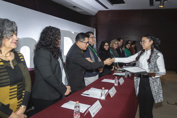 13-aniversario469B143CEA-3034-A04D-01BA-B94ADAEB2038.jpg