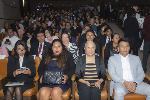 13-aniversario81CE2F6B48-17B3-BC2F-BD11-71F84AA3F978.jpg